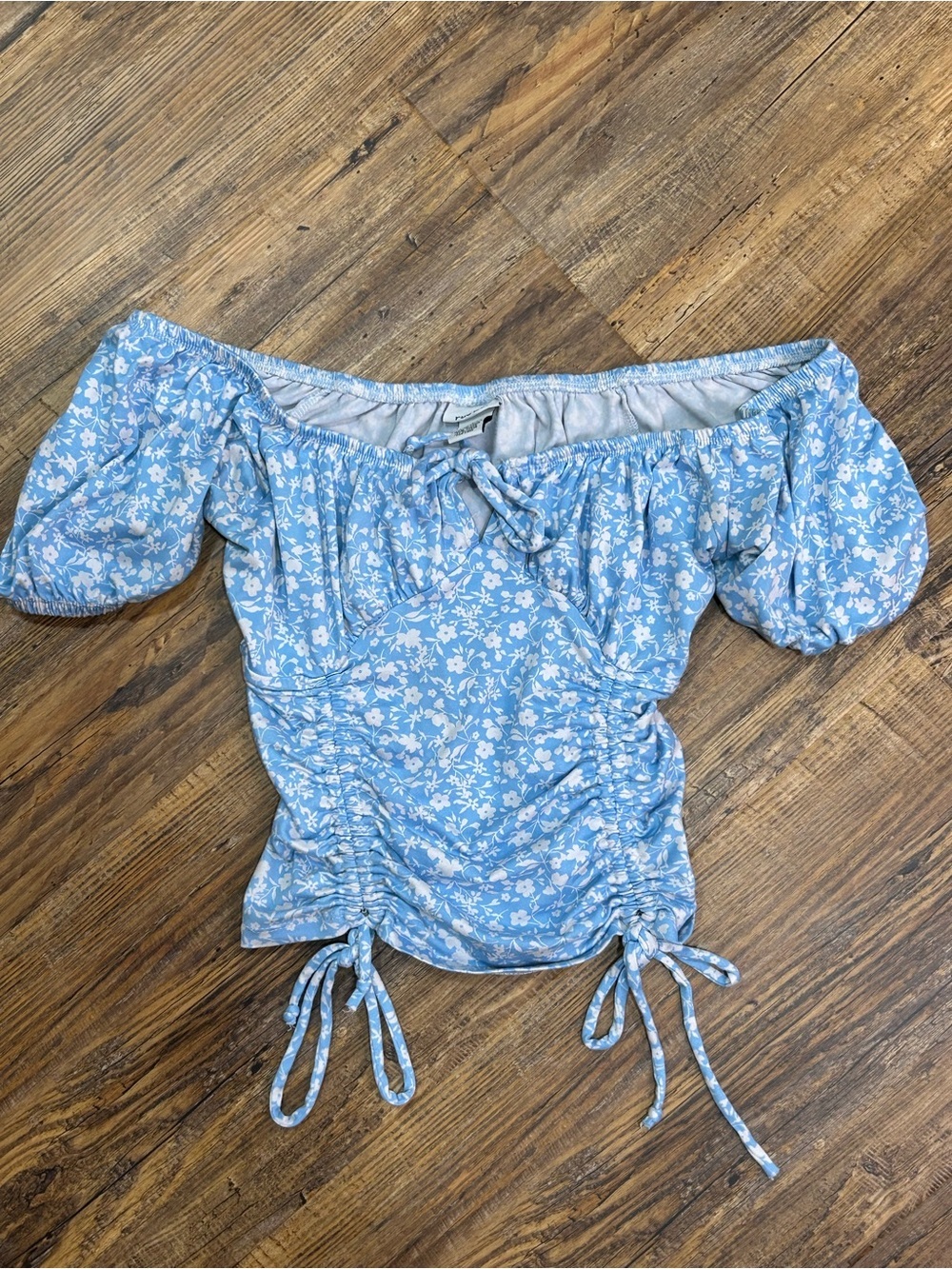 Rue21 Light Blue Floral Off-Shoulder Ruched Crop Top